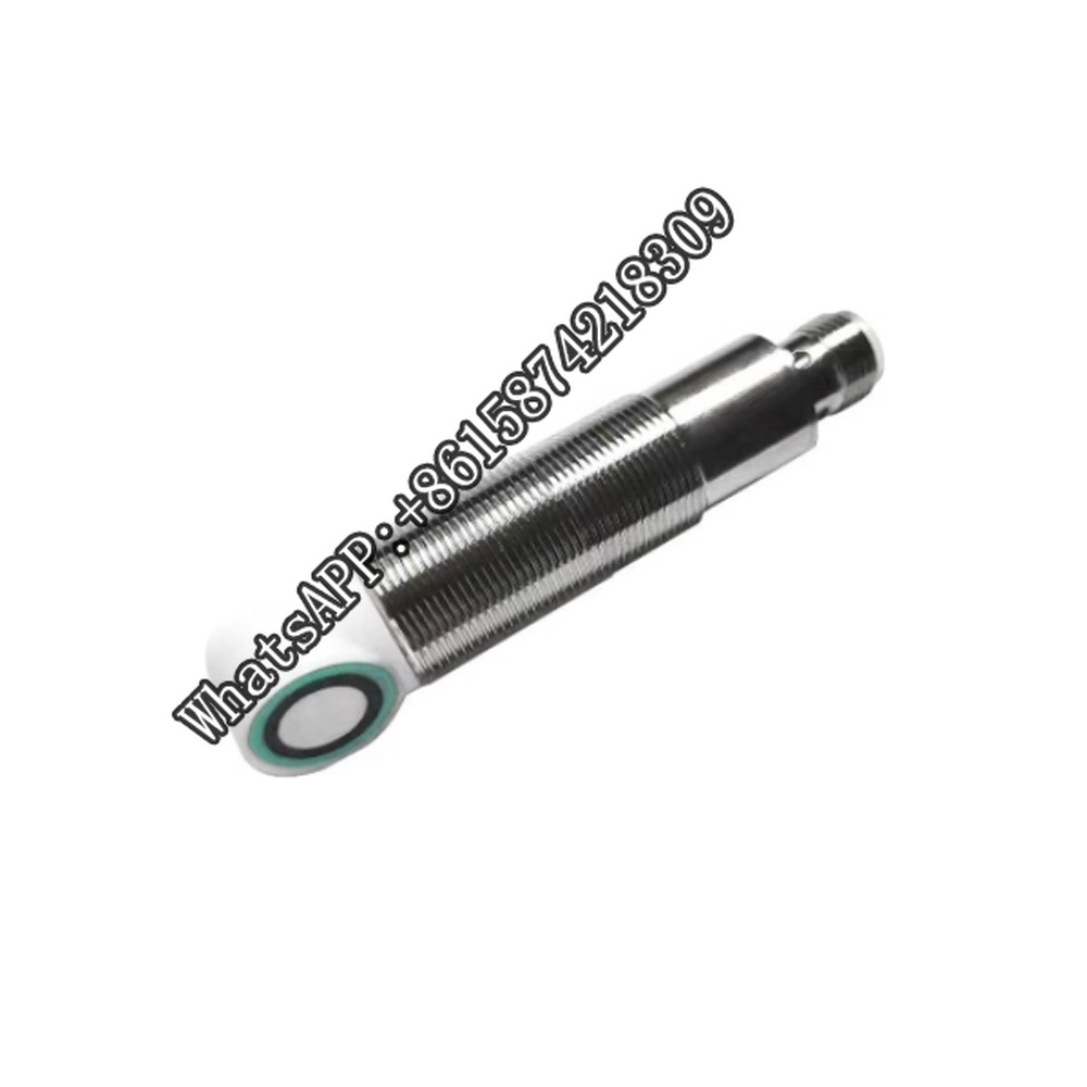 Ultrasonic Distance Sensor - L Type M18xL45 Size 300mm Range